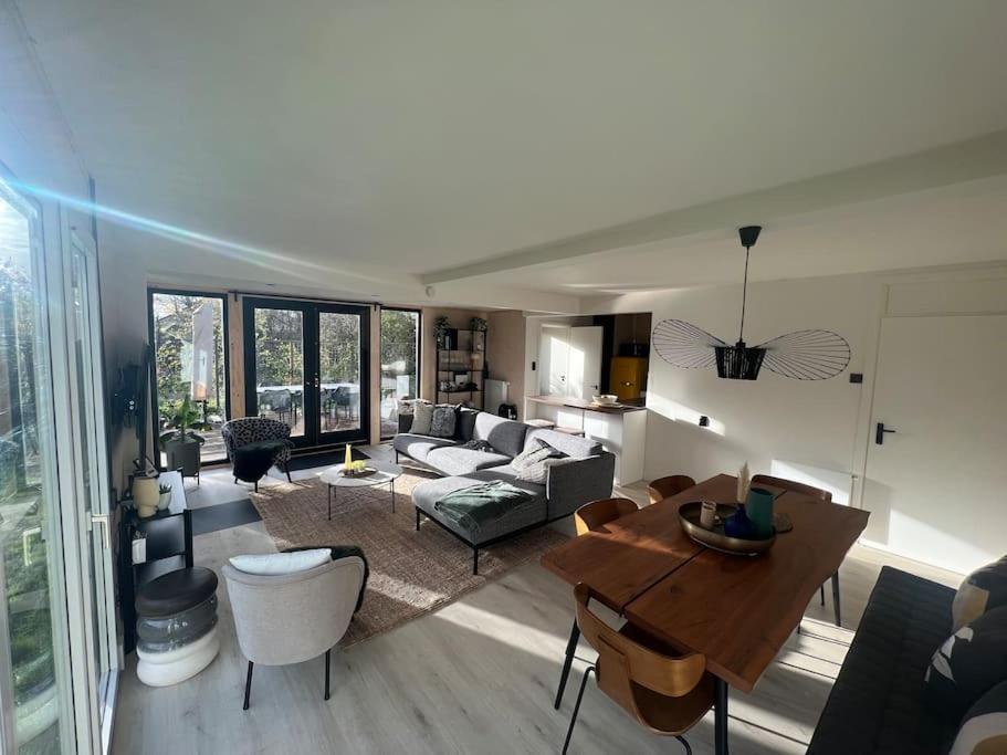 Moderne Bungalow Voor 6 Personen جوليانادورب المظهر الخارجي الصورة